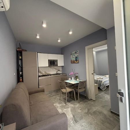 Apartamento Residenza Ferdinando - 40M Dal Mare Pizzo  Exterior foto