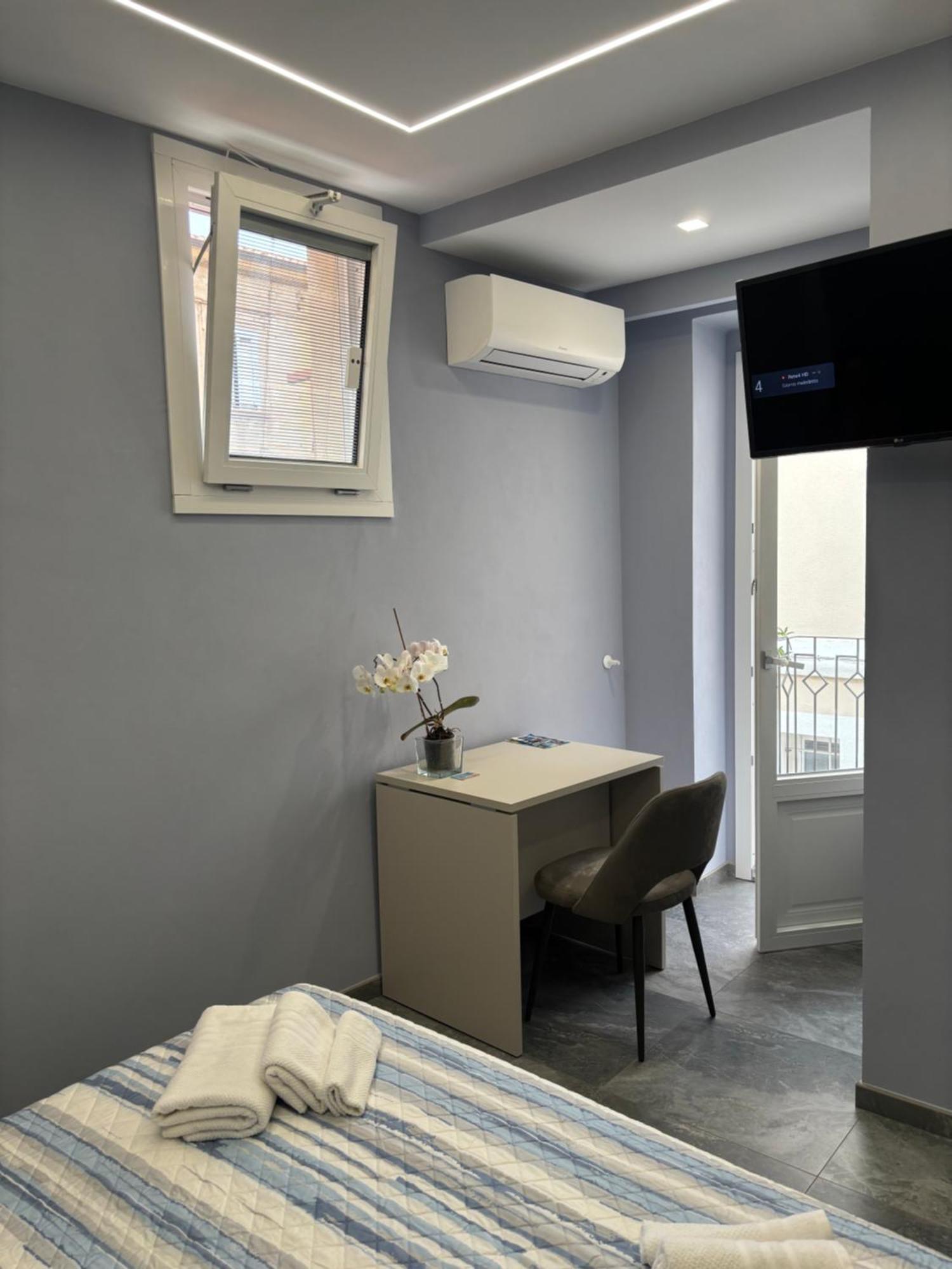 Apartamento Residenza Ferdinando - 40M Dal Mare Pizzo  Exterior foto